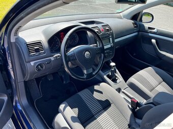 VW Golf  1.6 MPI 75kw - 11