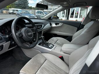 AUDI A7 3,0 TDI - QUATTRO - STRONIC - MÁLO KM - CEBIA - 11