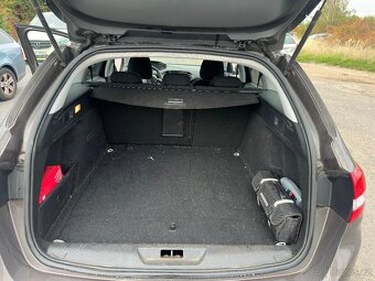 Peugeot 308 1.6 HDI - 11