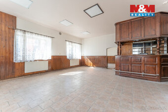 Prodej nájemního domu v Liběchově, ul. nám. V. Levého - 11