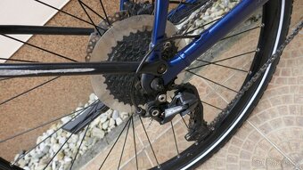 TREKINGOVÉ ELEKTROKOLO GIANT Explore - 11