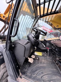 Prodám JCB 531-70/ rv 2020 / joystic/ hydraulicky hak/ 81kw - 11