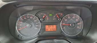 Fiat Grande Punto 1.2 najeto 78 000 km 1 maj. koupeno v ČR - 11
