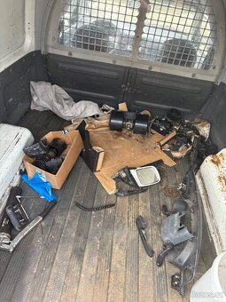 Volkswagen Caddy - 11