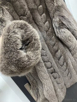 Luxusní kabát z pravé stříbrné lišky – Silver Fox – VEL. 48 - 11