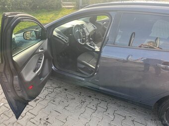 Ford Focus Kombi 2012 1.6 TDCI - 11