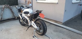 APRILIA TUONO V4 2014 - 11