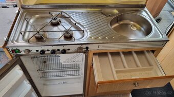 CHATEAU LA CAR 380-STAN-MOVER-TOP SATAV - 11