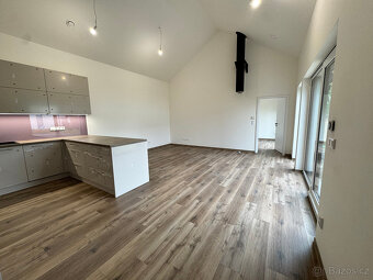 Pronájem, rodinný dům, 347 m2, Mohelnice - 11