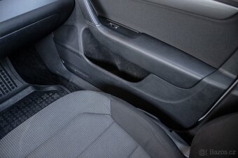 Volkswagen Passat Variant 2.0 TDI - 11