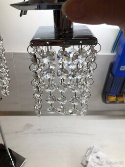 Krásná křišťálová stolní lampa a závěsná lampička - 11