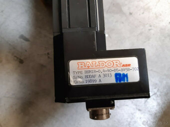 Stäubli RX90 RX 90 6osé robotické rameno se6 servomotory CNC - 11