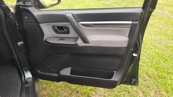 Mitsubishi Pajero, 3.2DI-D 147kw 7-míst ,Manuál, Bez DPF - 11