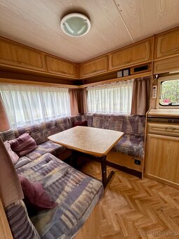 Karavan Wilk Deluxe - 11