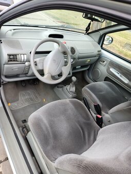 Renault Twingo 1.2 43kw 2001 nova STK - 11
