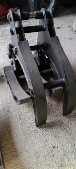 prodám příslušenství k minibagru - 11