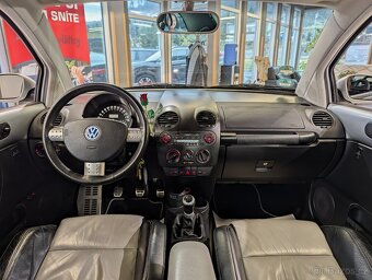 Volkswagen New Beetle 2.3 V5 125kW SPORT EDITION, ŠÍBR, KŮŽE - 11