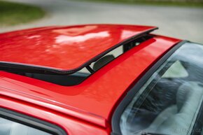 Porsche 944 Turbo - 11