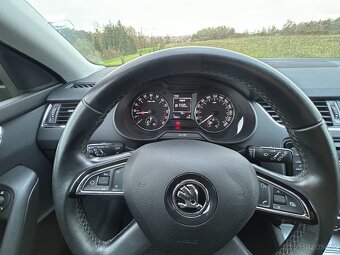 Prodám Škoda Octavia III 2,0TDI com - 11