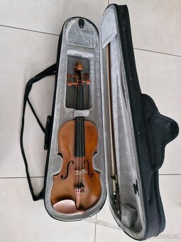 Housle - starožitné - 11