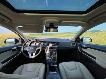 Volvo V60, 2.4 D6 AWD 158 kW PLUG-IN HYBRID - 11