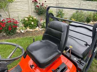 Profesionální traktor Kubota G21 - 11