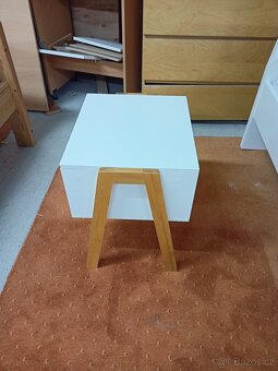 Prodám krásnou postel IKEA ASKVOLL 90 x 200 cm - 11