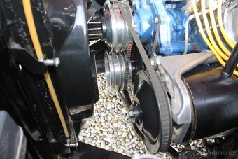 1966 FORD MUSTANG CABRIO 5.0 V8  5 SPEED MANUAL - 11