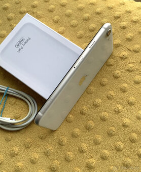Apple Iphone SE 2022 - 64GB - White - SUPER PARŤÁK - 11