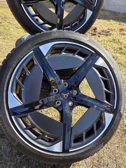 Orig.zimní sada Seat CUPRA BORN 20" pneu 215/45/20 - 11
