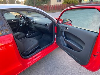Audi A1 1.2 TFSi 63kw ATTRACTION najeto 113tkm - 11