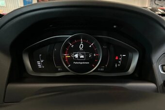 Volvo XC60 D4 140kW Classic Momentum 2017 - 11