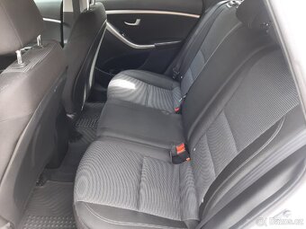 Hyundai i30 1.6 CRDI 81kW kombi, 2016, NOVÉ V ČR, DPH - 11