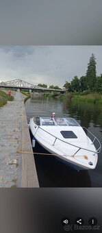 Motorový člun, kajutová loď - 11