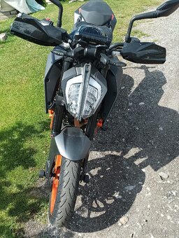 KTM - 11