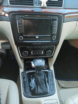 Škoda Superb II 2.0tdi 125kw 199t km - 11