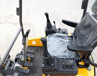 Minibagr 1,6t – Laidong 16kW, joysticky, hodně příslušenství - 11