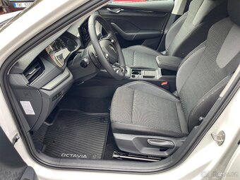 Prodám Škoda Octavia 2,0tdi 110kW Automat 4x4 - 11