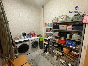 Prodej, Rodinný dům, 146m2, Rodewisch, Německo - 11