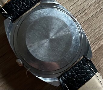 Mechanické hodinky Raketa TV - 11