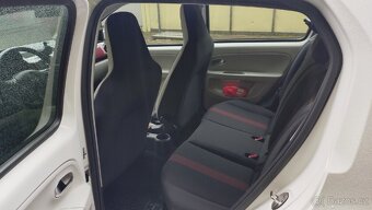 VW UP - 11
