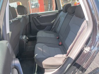 Volkswagen Passat 2.0TDI 103KW DSG NAVI - 11