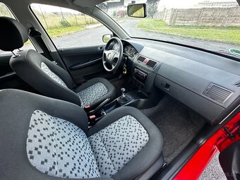 ŠKODA FABIA 1.4 16V Combi - 11