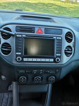 VOLKSWAGEN TIGUAN 2.0TDi  4X4 KŮŽE KLIMA STK SERVIS - 11