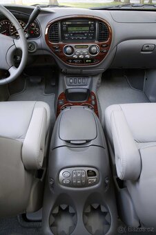 2007 TOYOTA SEQUOIA LIMITED 4WD - 11