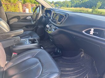 Chrysler Pacifica 3,6 S Sunroof Navi DVD LPG Limited 2019 - 11
