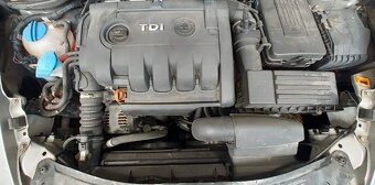 Škoda Octavia II 2.0 Tdi 103 KW 9/2008 217 tkm VYHŘ. SEDADEL - 11