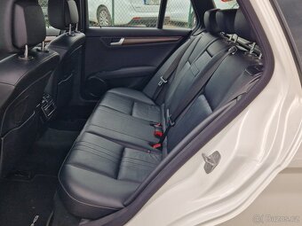 Mercedes-Benz 250CD-i 1.maj CZ 4MATIC rok 2012 - 11