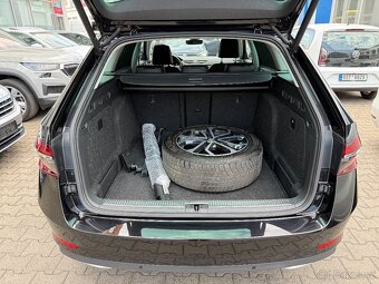 Škoda Superb 3 Combi 1.5TSI 110kW DSG Laurin&Klement Matrix - 11