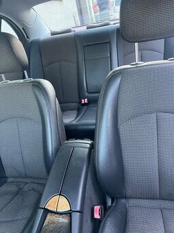 Mercedes benz E 280cdi 4 matic - 11